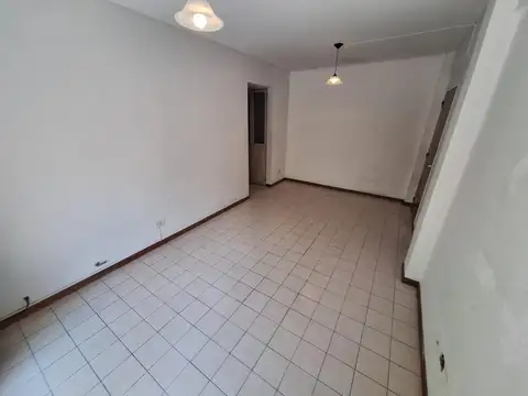 Departamento en Alquiler en General San Martin, $ 610.000