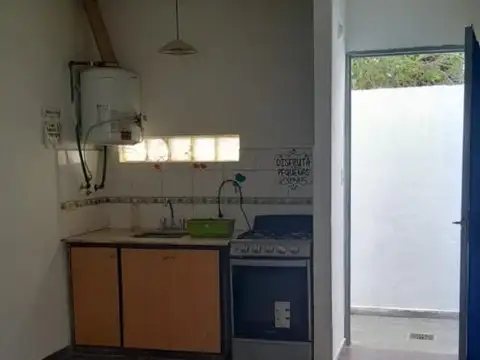 Depto Tipo Casa en Alquiler en La Plata, $ 420.000