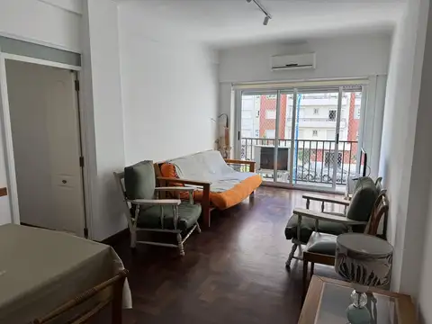 Semipiso 4 amb. + dep. zona guemes