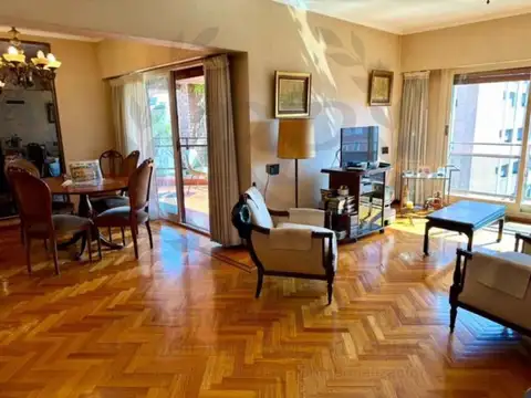 Departamento en Venta de 5 ambientes