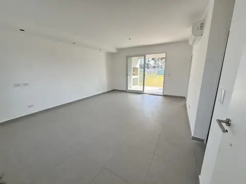 Casa en Alquiler de 3 dormitorios