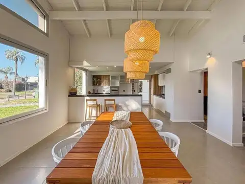 Casa en Venta en Funes Hills Miraflores, USD 420.000