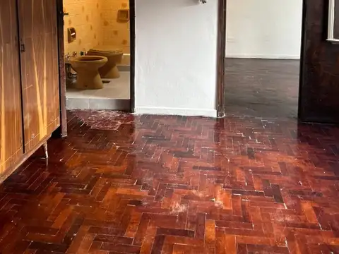 Departamento en Venta 64 años