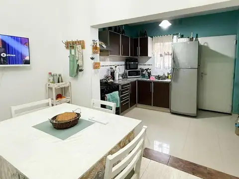 Casa 3 ambientes con 1 baño