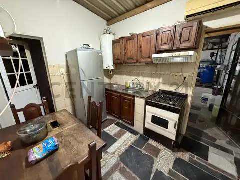 Galpon en Venta 30  mts Fondo