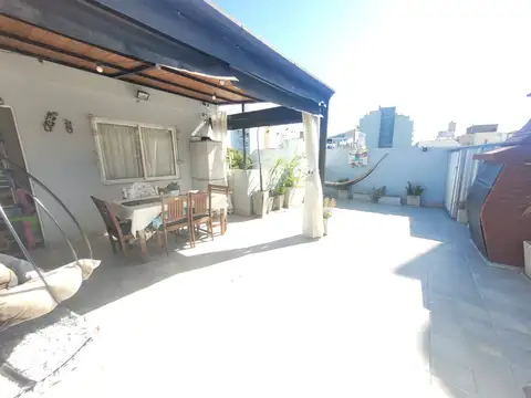 HERMOSO Y MODERNO PH CON TERRAZA PROPIA Y PARRILLA