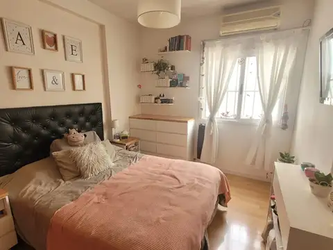 Depto Tipo Casa en Venta en Monte Castro, USD 188.000