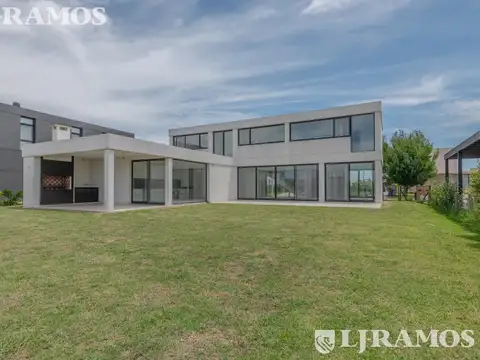 Casa en Venta en Puertos - Muelles, USD 498.000