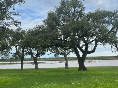 venta de terreno sobre el rio San Javier