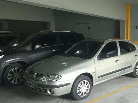 Cochera cubierta en Venta V Devoto ideal inversión