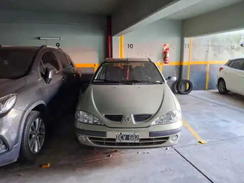 Cochera cubierta en Venta V Devoto ideal inversión