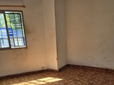 Departamento en Alquiler en Ituzaingo Norte, $ 600.000