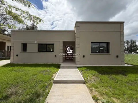 Casa en venta de 4 ambientes. Barrio  Santa Sofia. Pilar