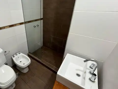 Departamento en Alquiler con 1 cochera