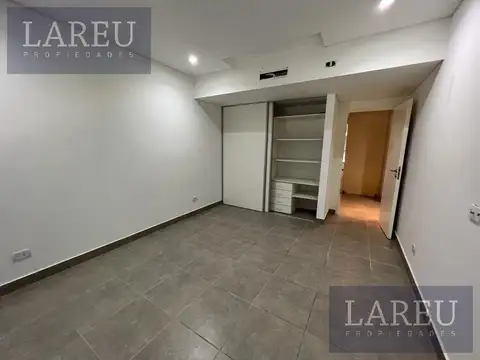 Oficina en Venta, complejo 46 Plaza