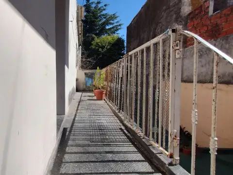 Venta PH de 2 ambientes luminoso en San Cristóbal