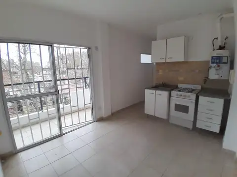 Departamento en Venta en Luis Agote, USD 38.000