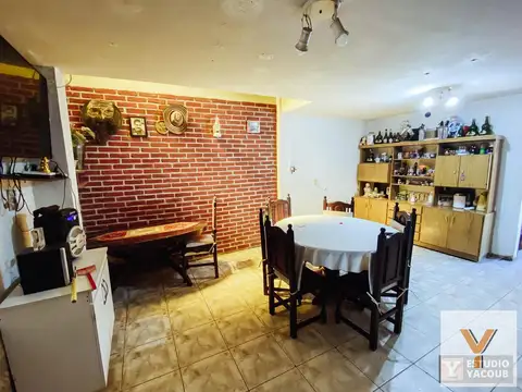 Casa en Venta con 1 cochera