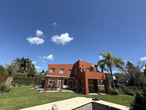 Casa en Venta de 4 dormitorios