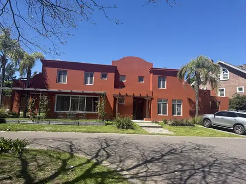 Casa venta Barrio cerrado Rincón del Arca Totalmente reciclada