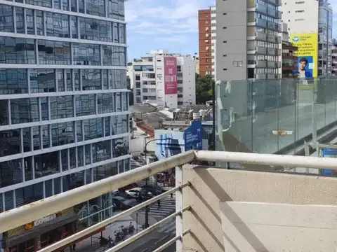 Venta Amplio Monoambiente con Balcon Aterrazado.BELGRANO C