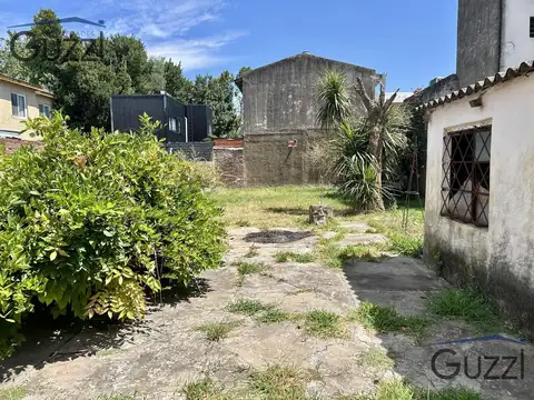 Oportunidad – Casa en lote propio a refaccionar en Boulogne