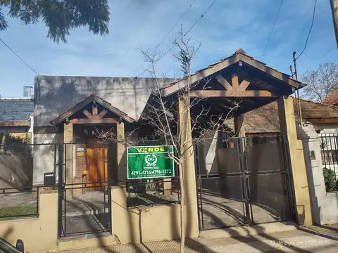 Casa en Venta con 1 cochera