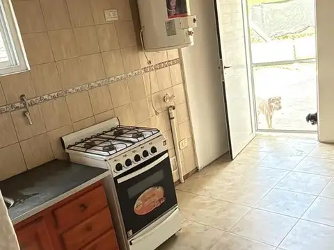 Depto Tipo Casa 2 ambientes con 1 baño