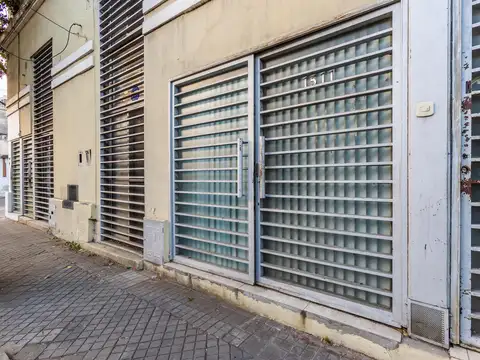 EN VENTA - PH DE 1 DORMITORIO CON COMODIN -BARRIO ARROYITO