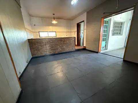 Depto Tipo Casa en Venta de 5 ambientes
