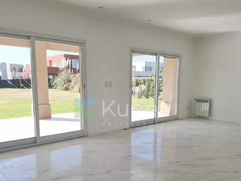 Casa en Venta al Noreste