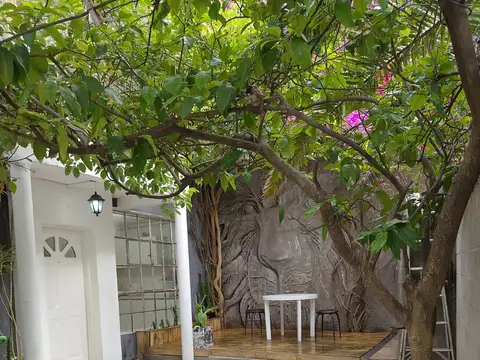 María B. De Cazón 2700