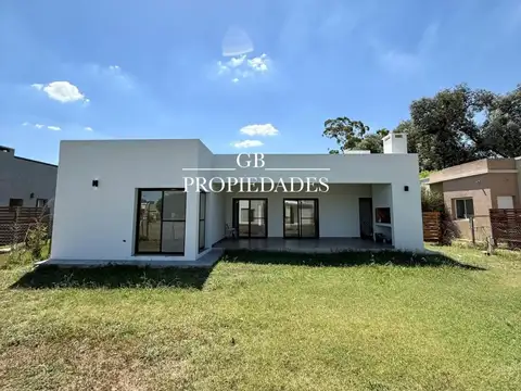 Venta de Casa 4 AMBIENTES en San Ramón, Pilar