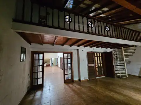 Casa en Venta con 1 cochera