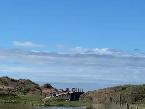 LOTE EN VENTA EN LA CALETA OPORTUNIDAD