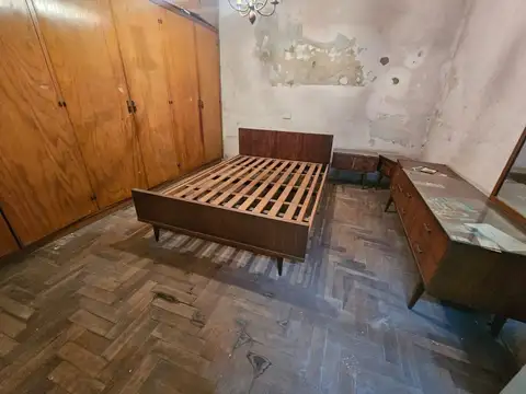 Depto Tipo Casa en Venta 60 años