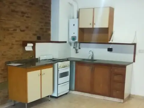 SARMIENTO 1723 PISO 3 ESCALERA 1700, Piso 3