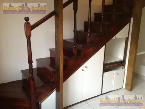 Depto Tipo Casa en Venta 40 años