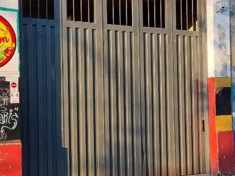 ALQUILER Deposito Galpon Remedios de Escalada