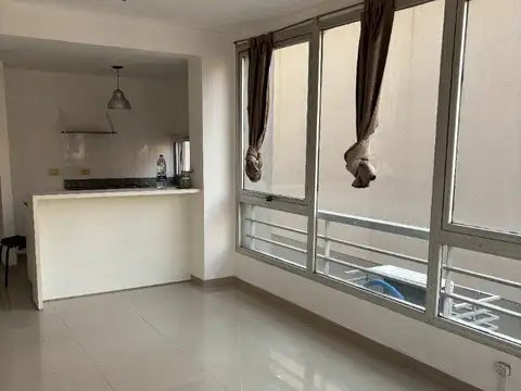 Departamento en Alquiler en Almagro, $ 600.000