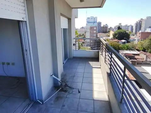 25 de Mayo 600, Piso 6