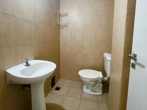 Local en Alquiler en Wilde, $ 650.000