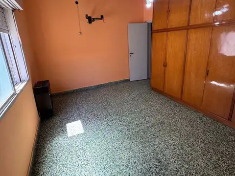 Depto Tipo Casa en Venta 43 años