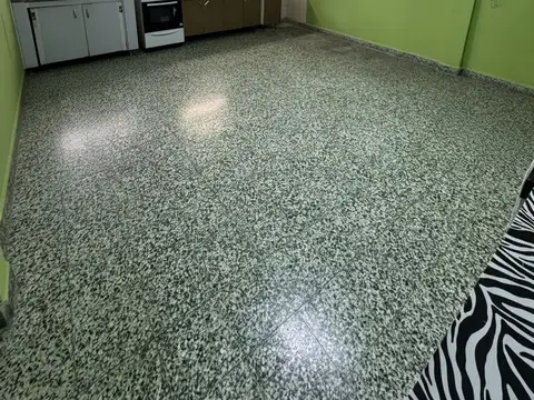 Depto Tipo Casa en Venta de 2 ambientes