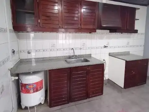 Depto Tipo Casa en Alquiler en Virreyes Estación, $ 700.000