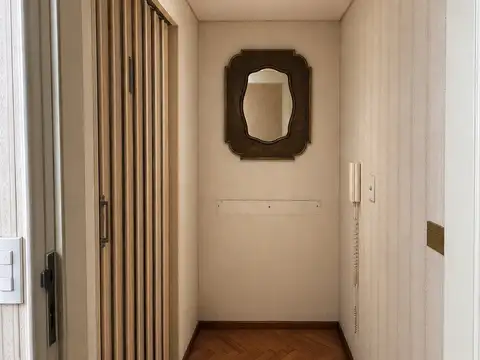 Piso en venta con dos cocheras