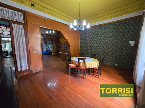 Depto Tipo Casa en Venta de 4 dormitorios