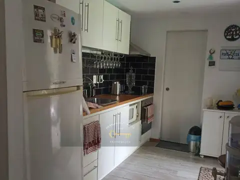 Casa 2 ambientes con 1 baño