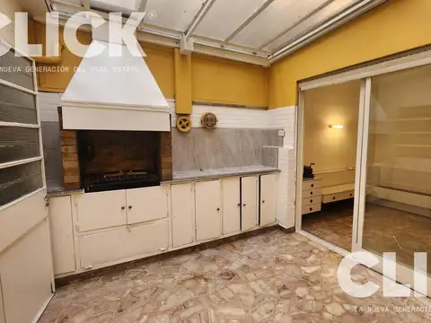 Depto Tipo Casa 4 ambientes con 2 baños