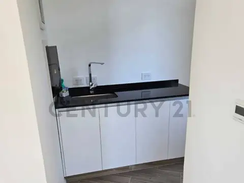 VENTA CASA EN BARRIO SAN SEBASTIAN- ESCOBAR- PERMUTA